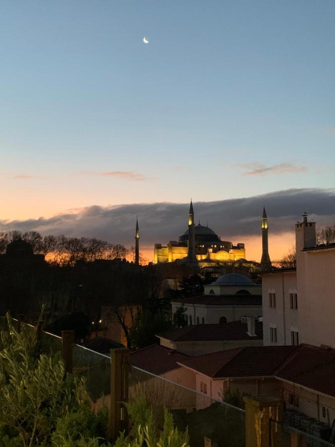 Sude Konak Istanboel Buitenkant foto