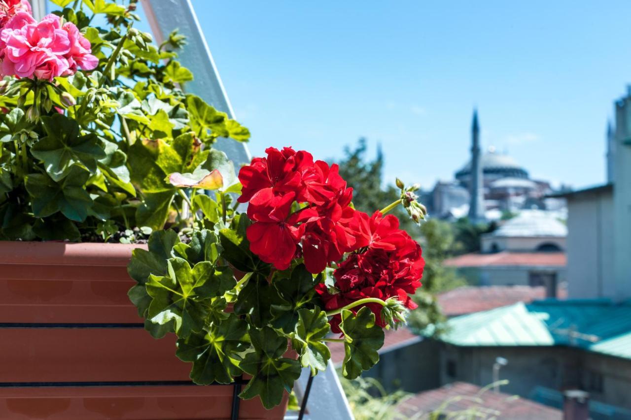 Sude Konak Istanboel Buitenkant foto